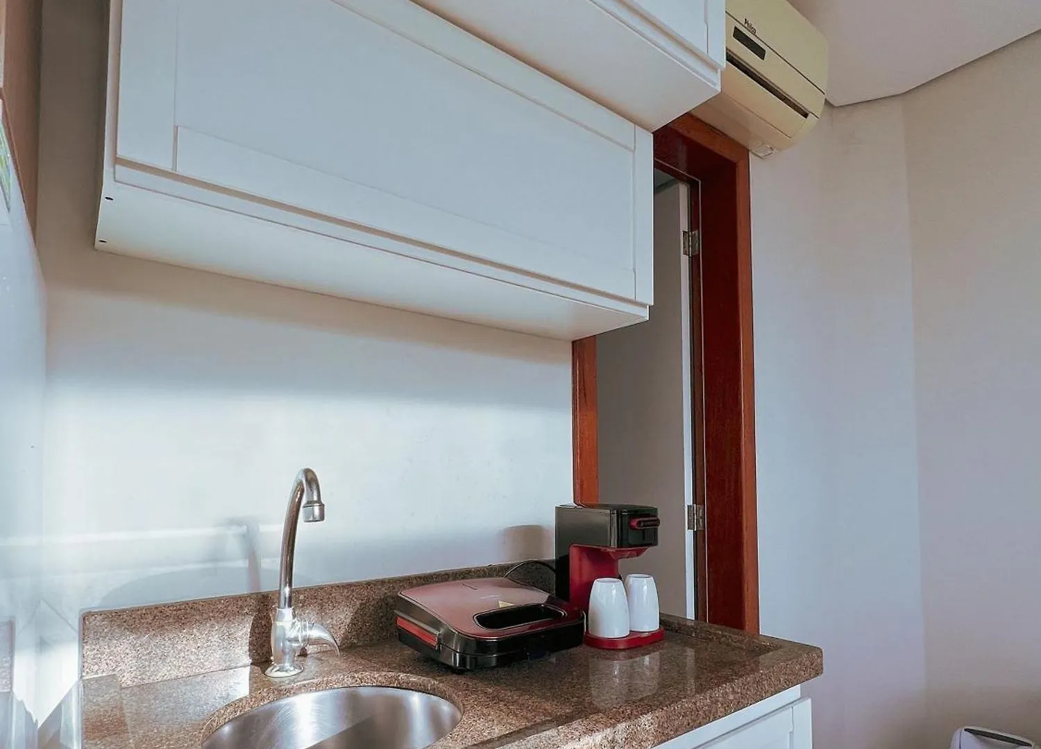 FlorianópolisPantanal Living I公寓 0*, Florianópolis 巴西